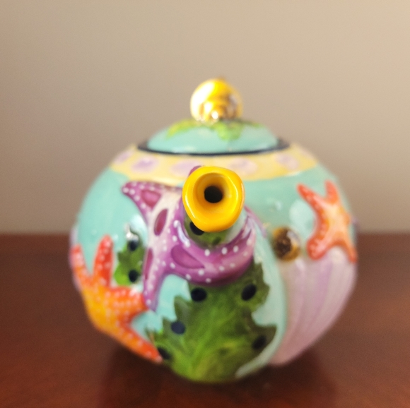 BLUE SKY Starfish Seashell Teapot Functional Art Cottagecore Beach House - Picture 7 of 11